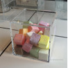 Boite vitrine en plexiglass cube rangement bonbons, confiseries
